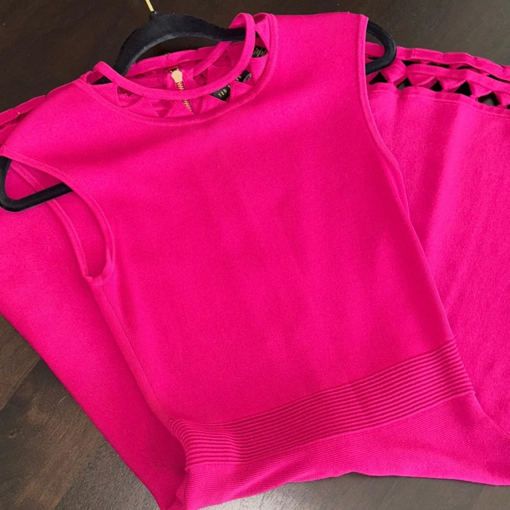 Gorgeous Ted Baker dress 1. - Picture 6 of 10